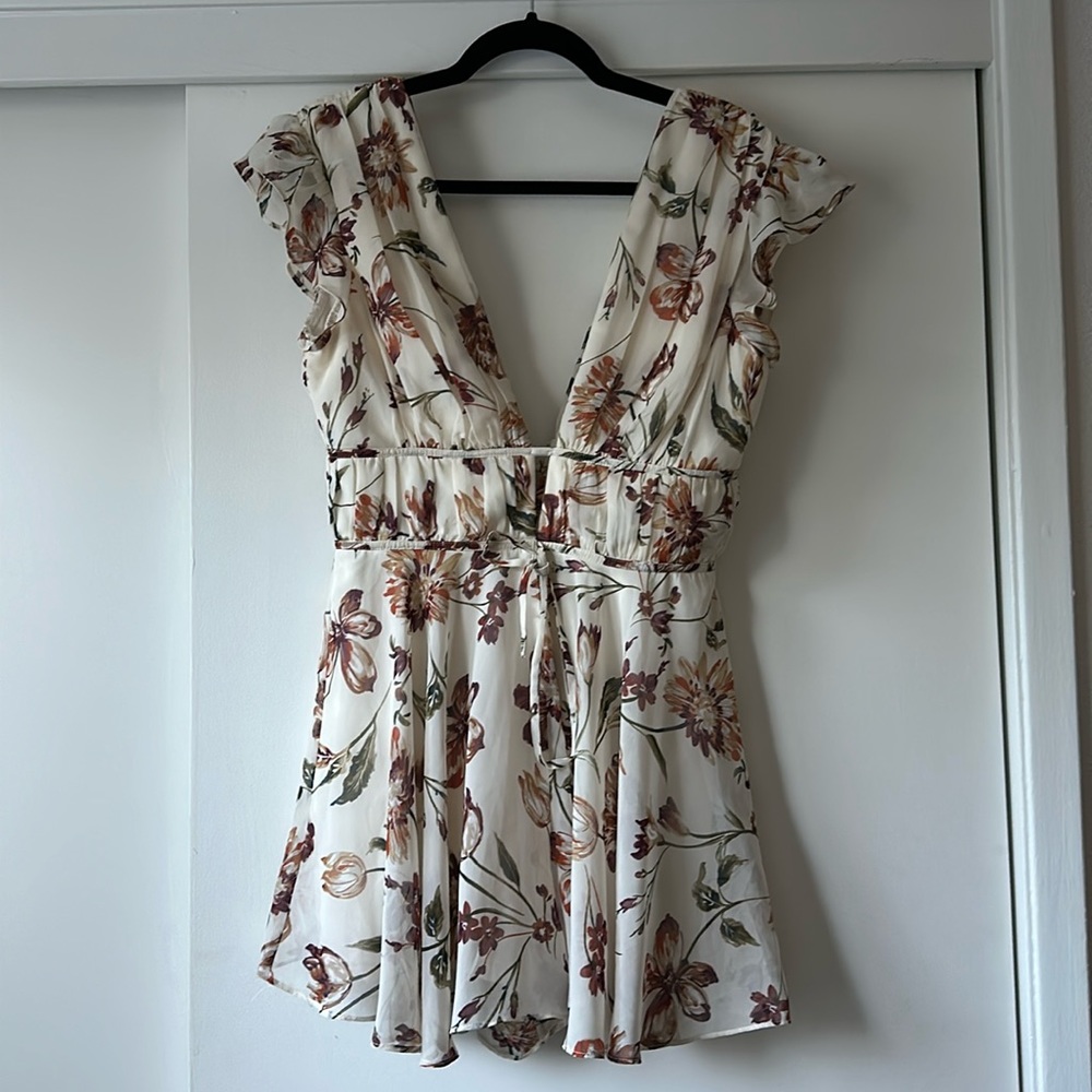 Lulus Flirty Ways Cream Floral Print Flutter Sleeve Romper - Picture 5 of 6